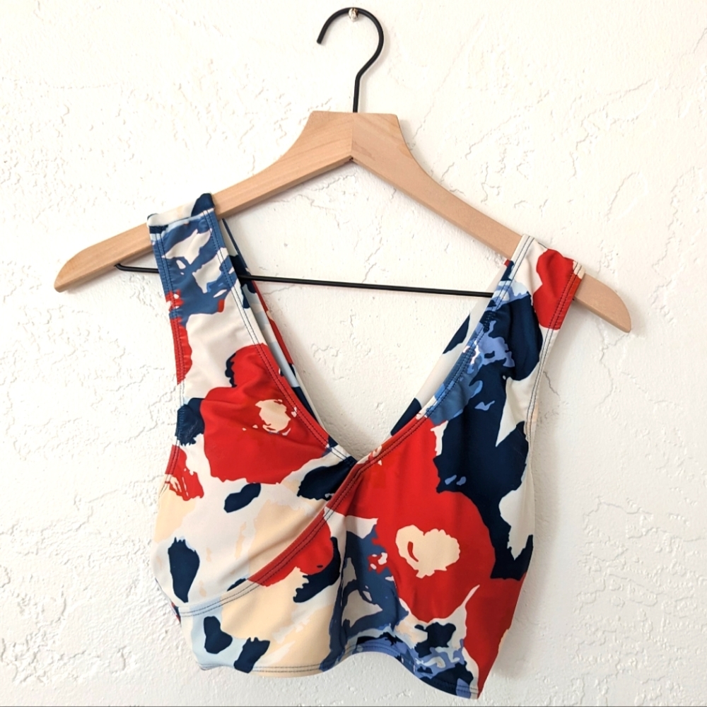 Nani Swimwear Switchback bikini top